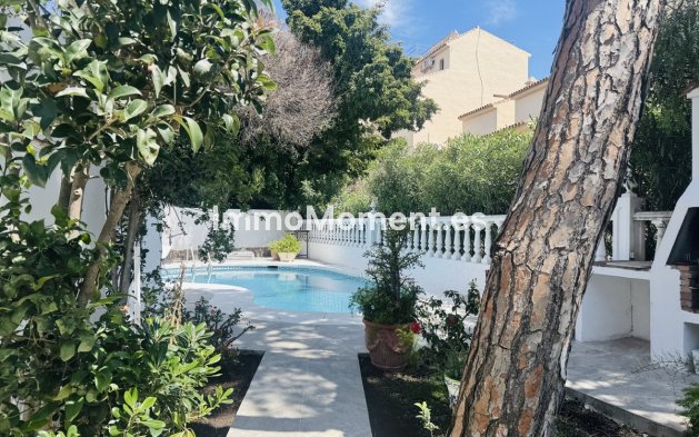 Wiederverkauf - Freistehende Villa - Marbella - Elviria