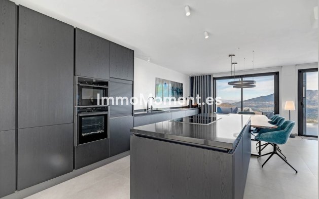 Resale - Detached villa - Marbella - Marbella Centro