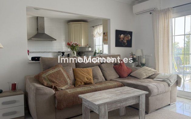 Reventa - Apartamento - Estepona  - Estepona Centro