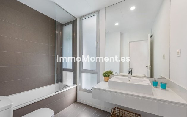 Bestaande woning - Rijtjeshuis - Estepona  - Cancelada