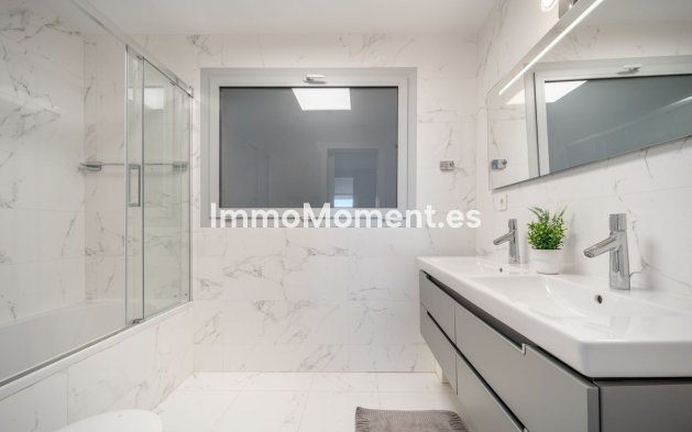 Resale - Apartment - Fuengirola - Fuengirola Centro