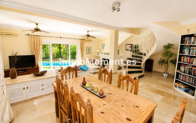 Bestaande woning - Vrijstaande villa - Mijas - Calahonda