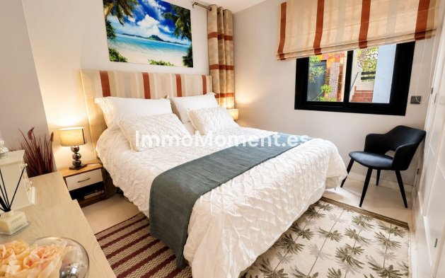 Resale - Apartment - Casares - Doña Julia