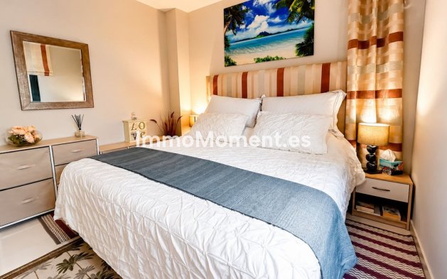 Resale - Apartment - Casares - Doña Julia