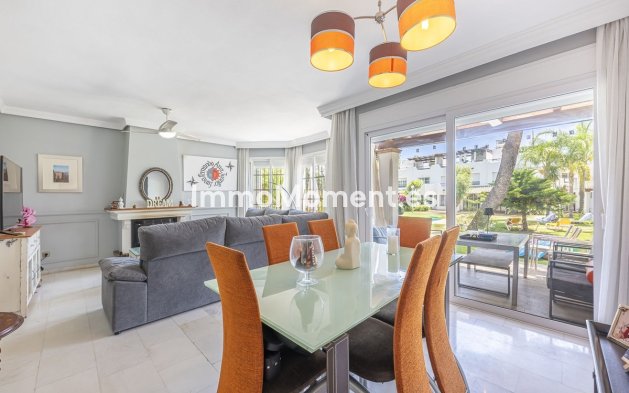 Reventa - Villa independiente - Marbella - Nueva Andalucía