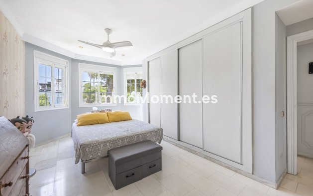 Reventa - Villa independiente - Marbella - Nueva Andalucía