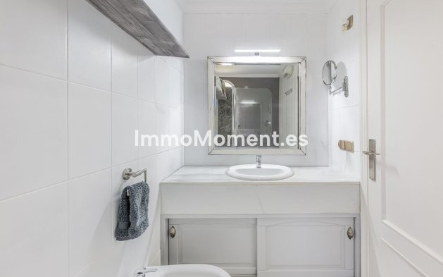 Reventa - Villa independiente - Marbella - Nueva Andalucía