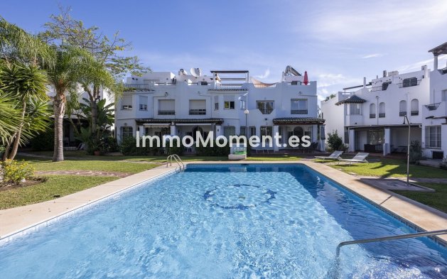 Reventa - Villa independiente - Marbella - Nueva Andalucía