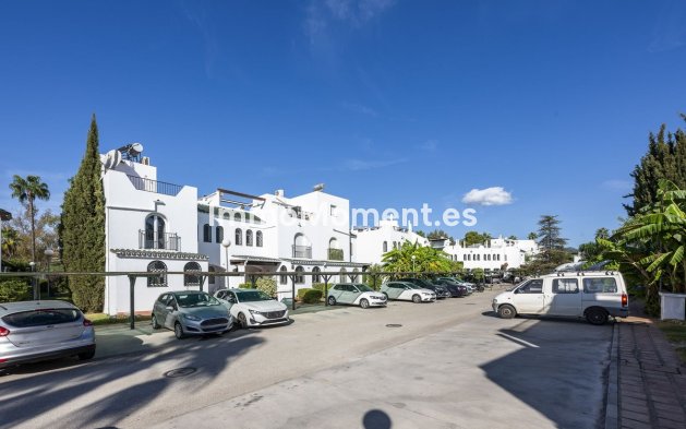 Reventa - Villa independiente - Marbella - Nueva Andalucía
