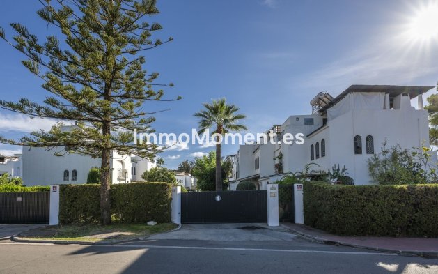 Reventa - Villa independiente - Marbella - Nueva Andalucía