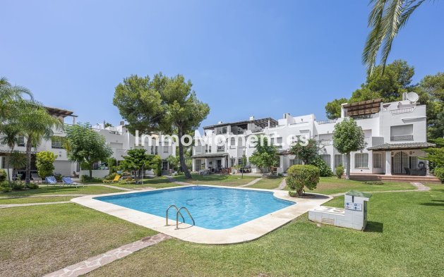 Reventa - Villa independiente - Marbella - Nueva Andalucía
