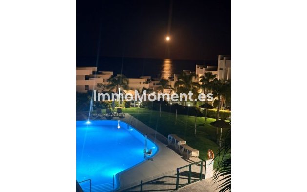 Resale - Apartment - Manilva - La Duquesa
