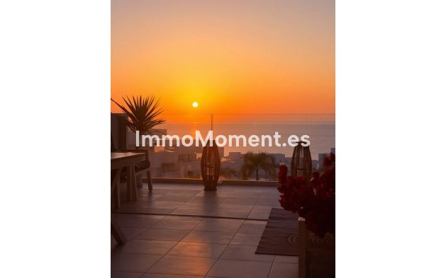 Resale - Apartment - Manilva - La Duquesa