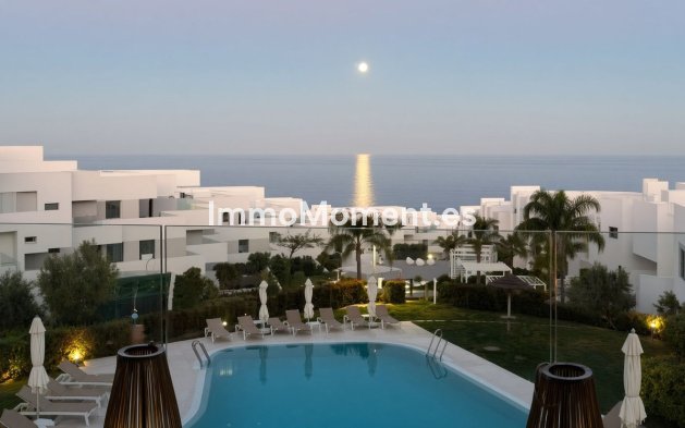 Resale - Apartment - Manilva - La Duquesa