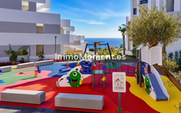 Resale - Apartment - Manilva - La Duquesa