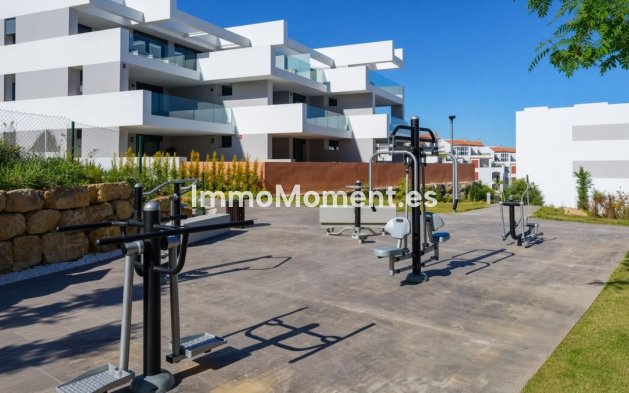 Resale - Apartment - Manilva - La Duquesa