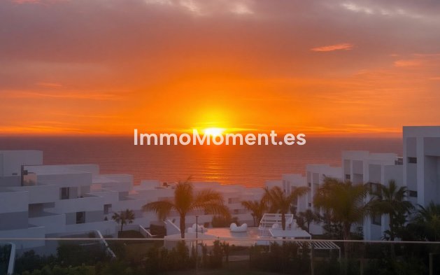 Resale - Apartment - Manilva - La Duquesa