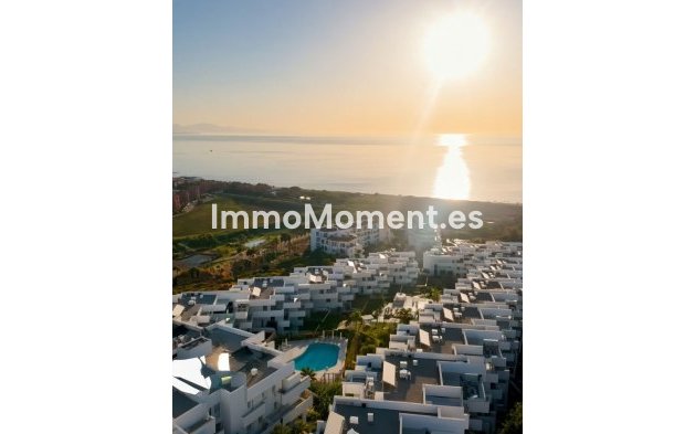 Resale - Apartment - Manilva - La Duquesa