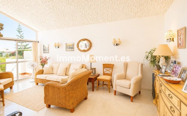 Reventa - Villa independiente - Estepona  - Estepona Centro