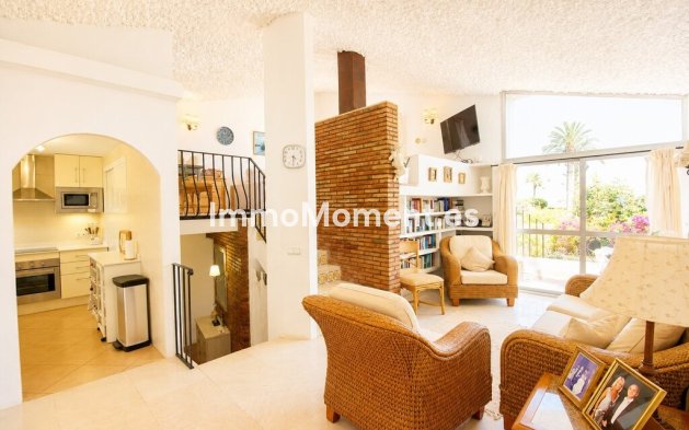 Reventa - Villa independiente - Estepona  - Estepona Centro