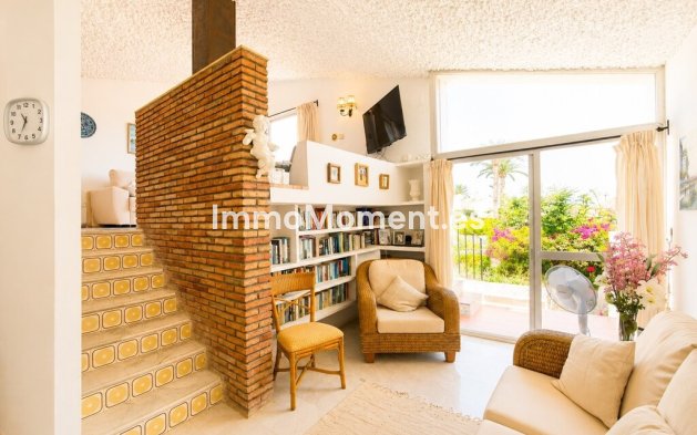 Reventa - Villa independiente - Estepona  - Estepona Centro