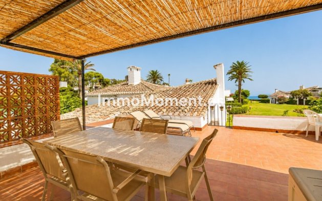 Reventa - Villa independiente - Estepona  - Estepona Centro