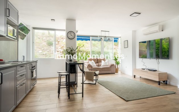Resale - Apartment - Benalmadena - Benalmadena Centro