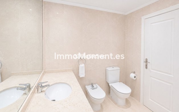 Bestaande woning - Appartement - Benahavís - Benahavís Centro