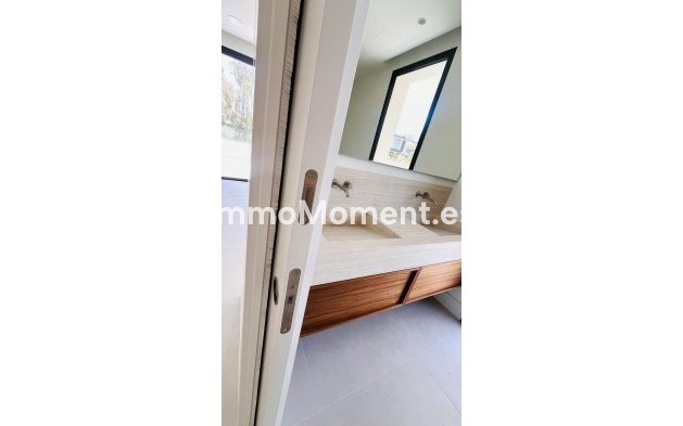 Reventa - Villa independiente - Marbella - Nueva Andalucía