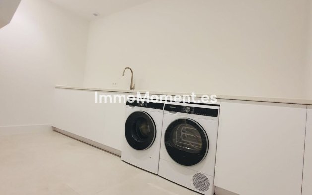 Reventa - Villa independiente - Marbella - Nueva Andalucía