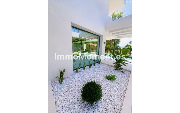 Reventa - Villa independiente - Marbella - Nueva Andalucía