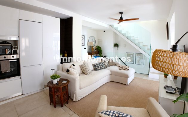 Bestaande woning - Appartement - Estepona  - Estepona Centro