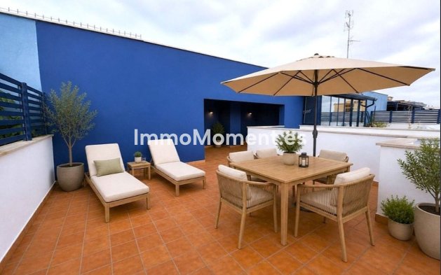 Resale - Apartment - Estepona - Estepona Centro