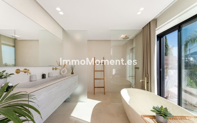 Resale - Detached villa - Marbella - Nueva Andalucía