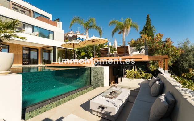 Resale - Detached villa - Marbella - Nueva Andalucía