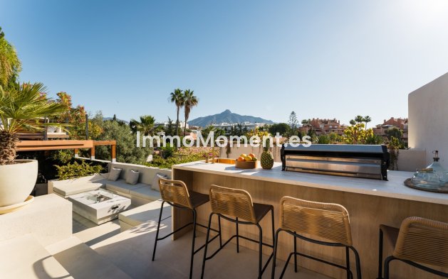 Resale - Detached villa - Marbella - Nueva Andalucía