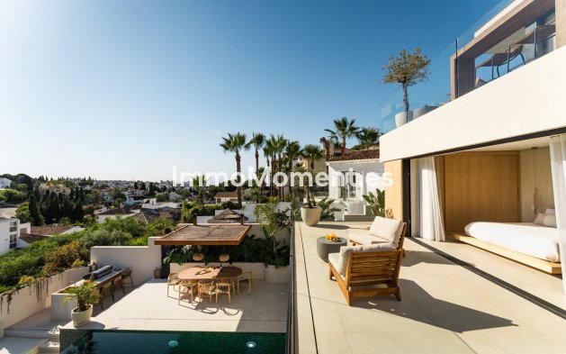 Resale - Detached villa - Marbella - Nueva Andalucía