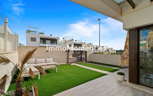 Resale - Townhouse - Orihuela - Villamartín