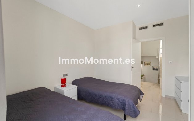 Resale - Townhouse - Orihuela - Villamartín