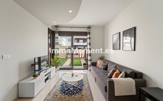 Resale - Townhouse - Orihuela - Villamartín
