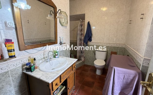 Resale - Townhouse - Inland  - Monda