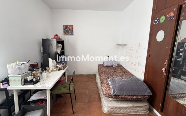 Resale - Townhouse - Inland  - Monda