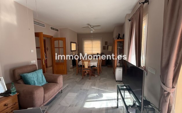 Resale - Detached villa - Inland  - Coín