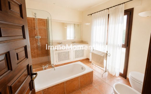 Bestaande woning - Landhuis - Estepona  - Estepona Centro
