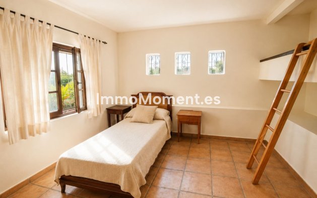 Bestaande woning - Landhuis - Estepona  - Estepona Centro
