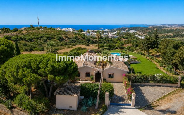 Bestaande woning - Landhuis - Estepona  - Estepona Centro