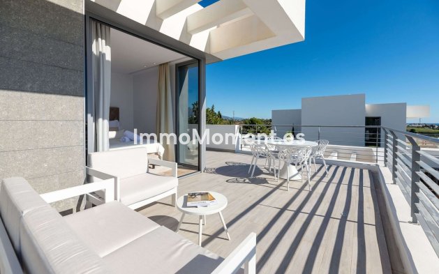 Wiederverkauf - Freistehende Villa - Estepona  - Cancelada
