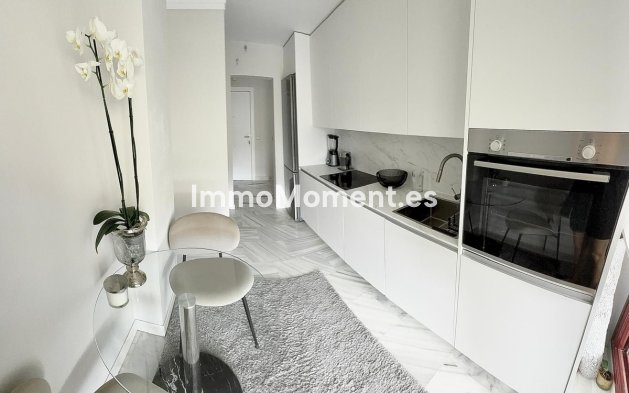 Wiederverkauf - Wohnung - Estepona  - Selwo