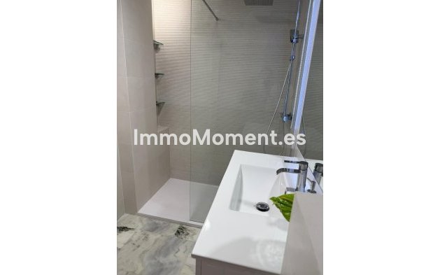 Wiederverkauf - Wohnung - Estepona  - Selwo
