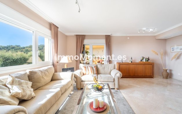 Resale - Apartment - Marbella - La Mairena